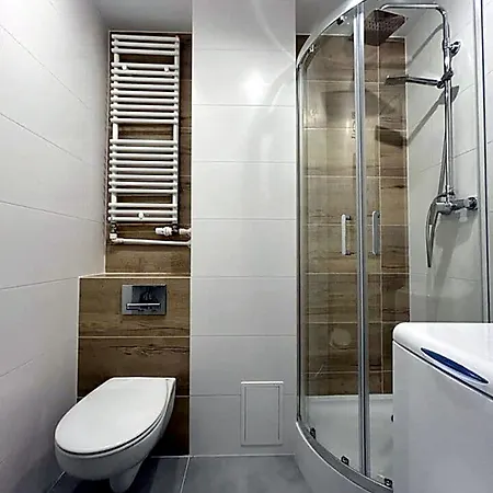 Comfortable On Zlota Street In The Center Of דירה