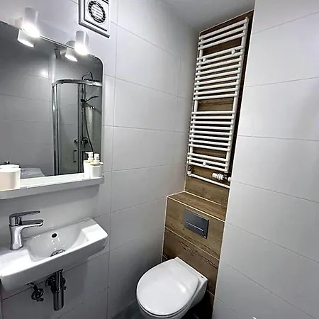 Apartment Comfortable On Zlota Street In The Center Of Warschau